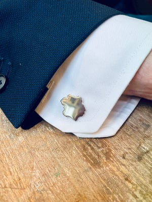 Image of Silver Crater Bar Cufflinks