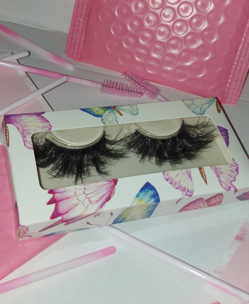 Image of Cinnamon Lash