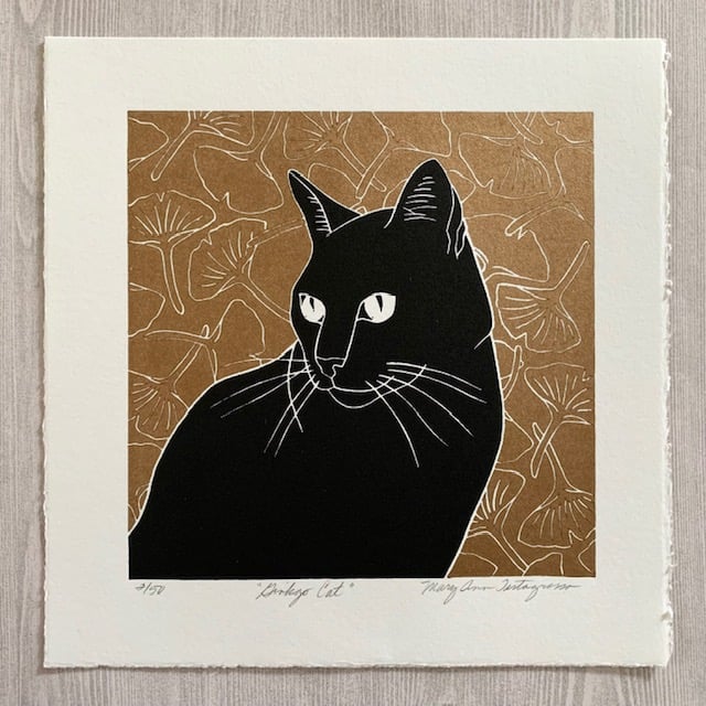 Image of Ginkgo Cat (gold) 