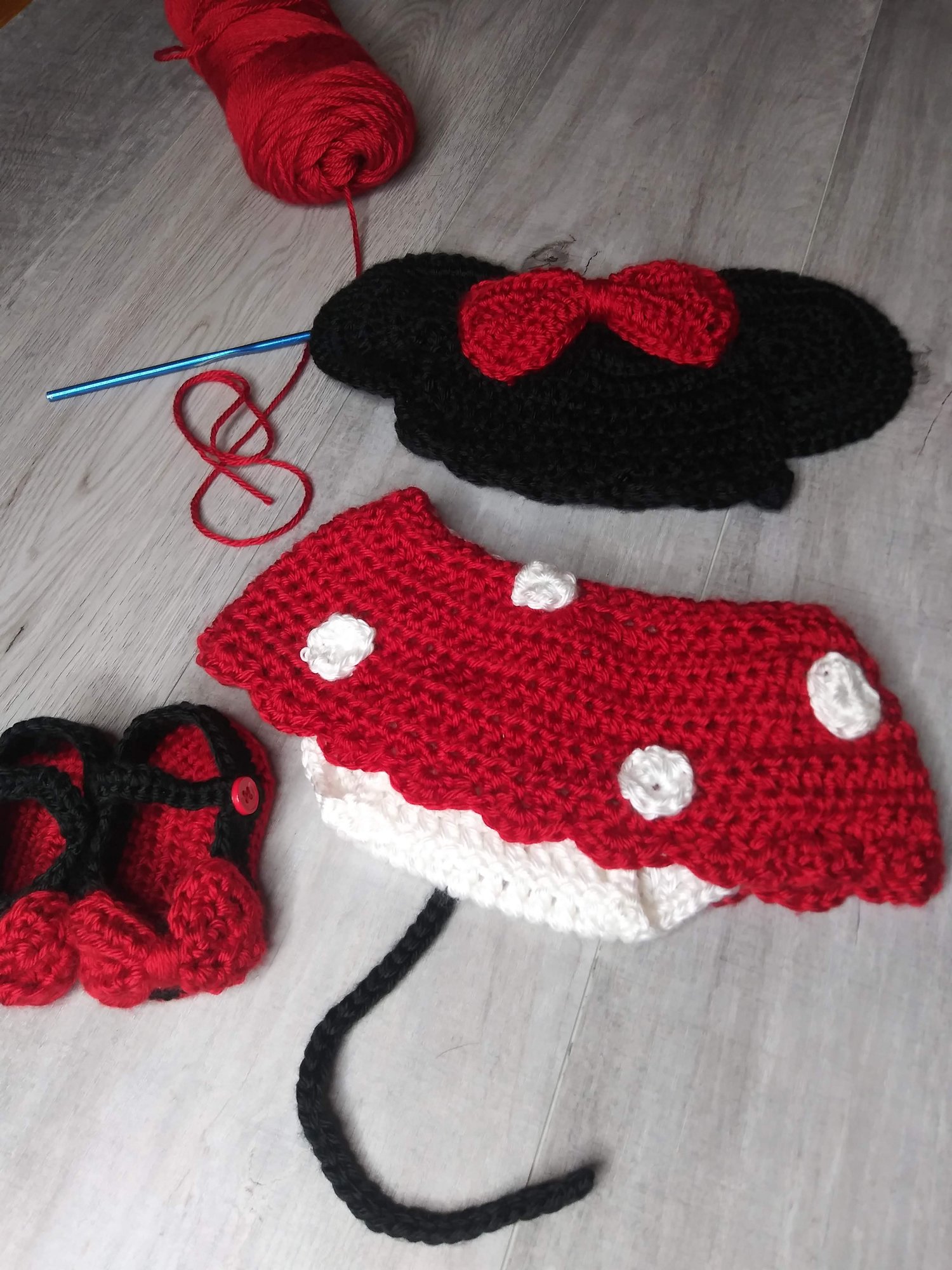 Image of Minnie Mouse inspired Baby set