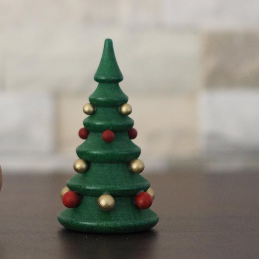 Image of Christmas Tree with Golden Baubles