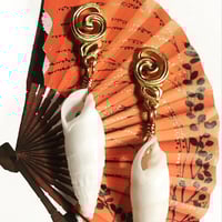 Image 3 of NUAGES BAROQUE Earring Petite - Sea Conch
