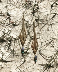Image 1 of LA SIRÈNE Earring Grey + Turquoise Pearl