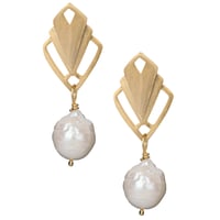 Image 2 of PLISSÉ SILHOUETTE Earring with Pearl
