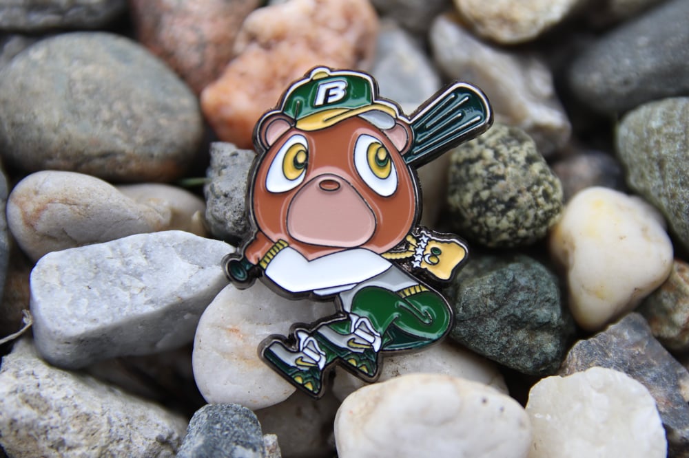 Image of Beary Pin - Town Green