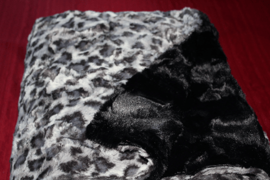 Image of Bobcat Minky Throw Blanket 