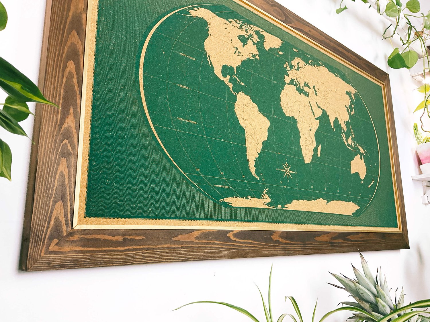 Image of Green World Map – Classic Frame, Gold Bead.