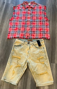 Image 2 of Men Plaided Shirt(Red)
