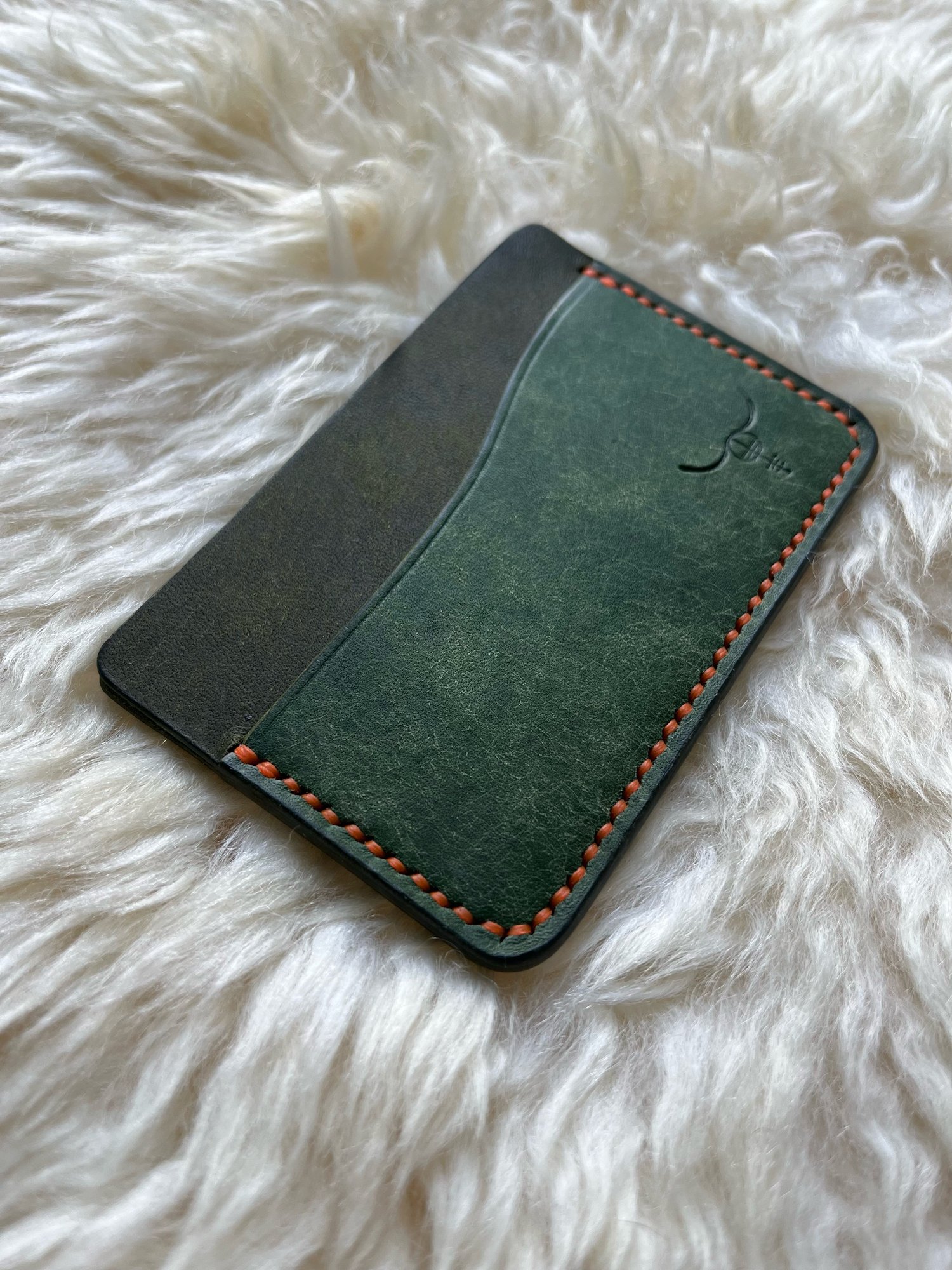 Image of Olive/Emerald Pueblo Horizontal Cardholder 