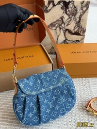 Image 20 of ĻV Sunset Bag
