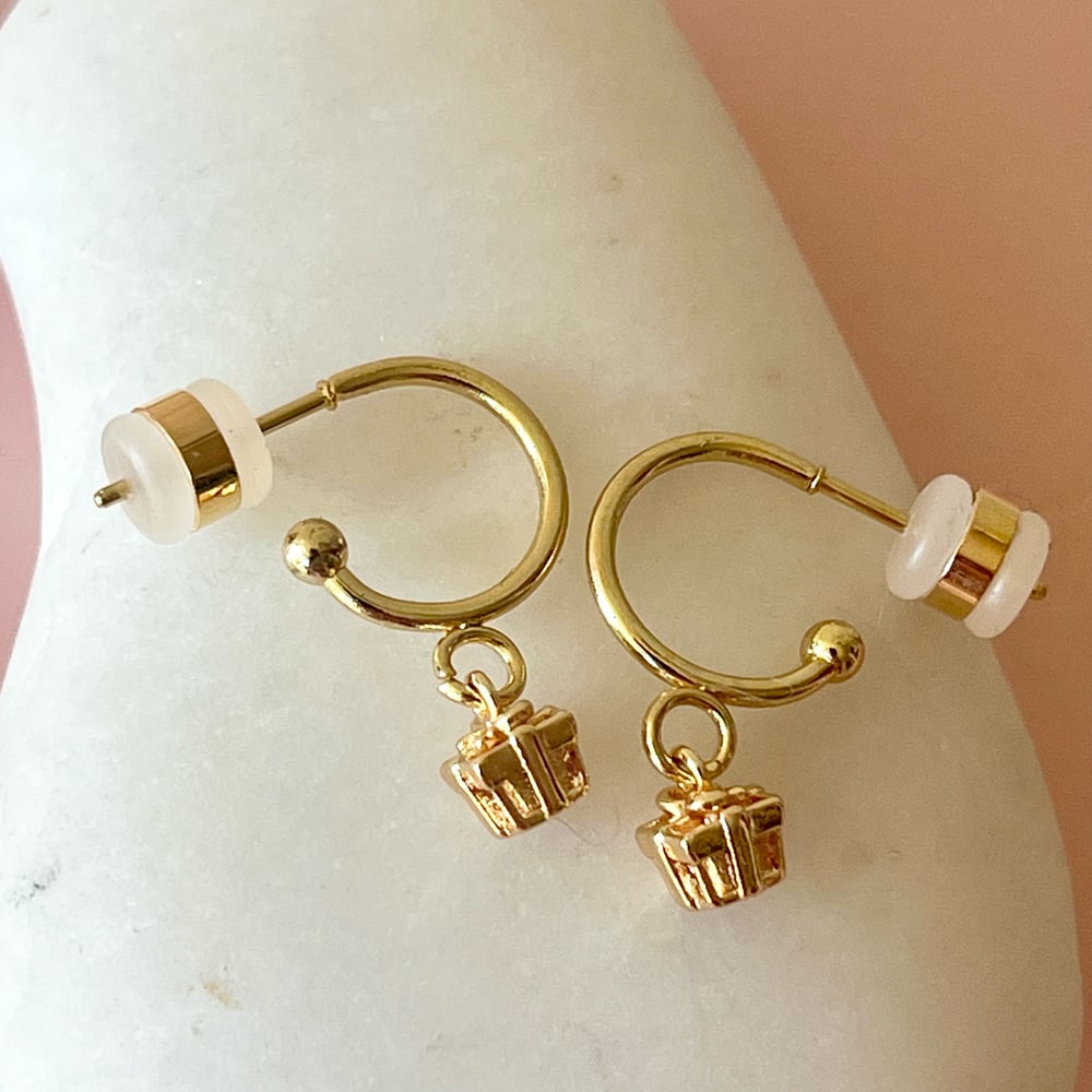 Image of Tiny Little Gold Present Half hoops