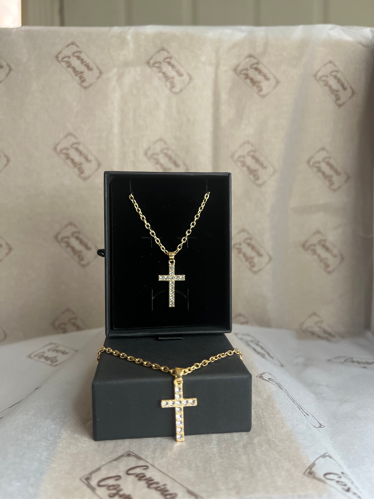 Image of GOLD CROSS NECKLACE