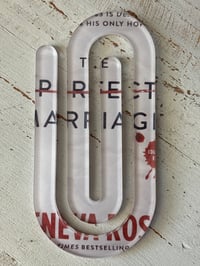 Image 1 of Clipping your ideas with Jeneva Rose