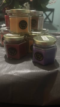Image 4 of Gingerbread scented candle
