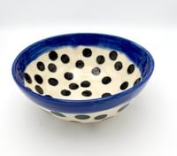Image 1 of Serving bowl 