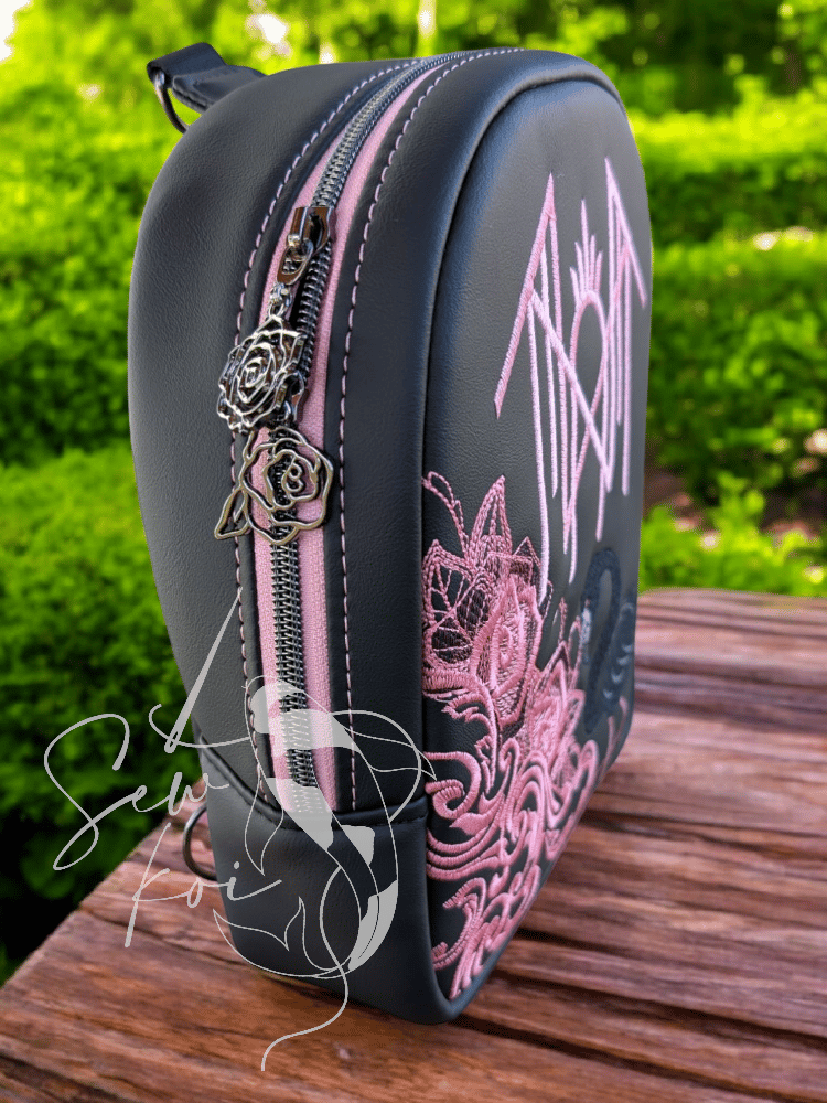 Image of Mav Sling - Black Flamingo