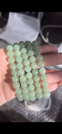 Image 2 of Green Aventurine 8mm Bracelet