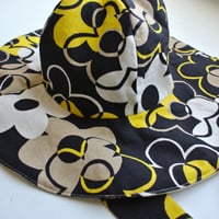 Image 4 of Reworked Wide Brim Hat 60s Flower Power Medium