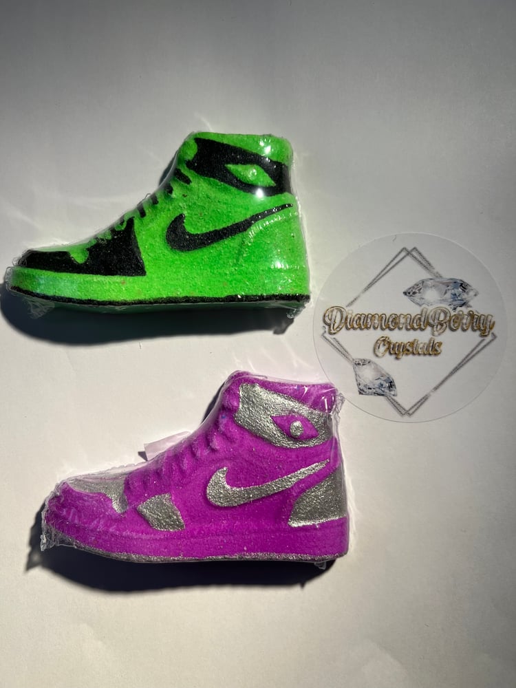 Image of   Trainers 2 bath bomb