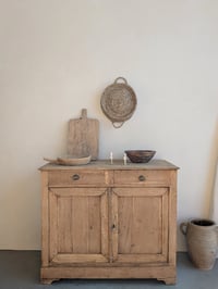 Image 1 of LE BUFFET EN CHÊNE 