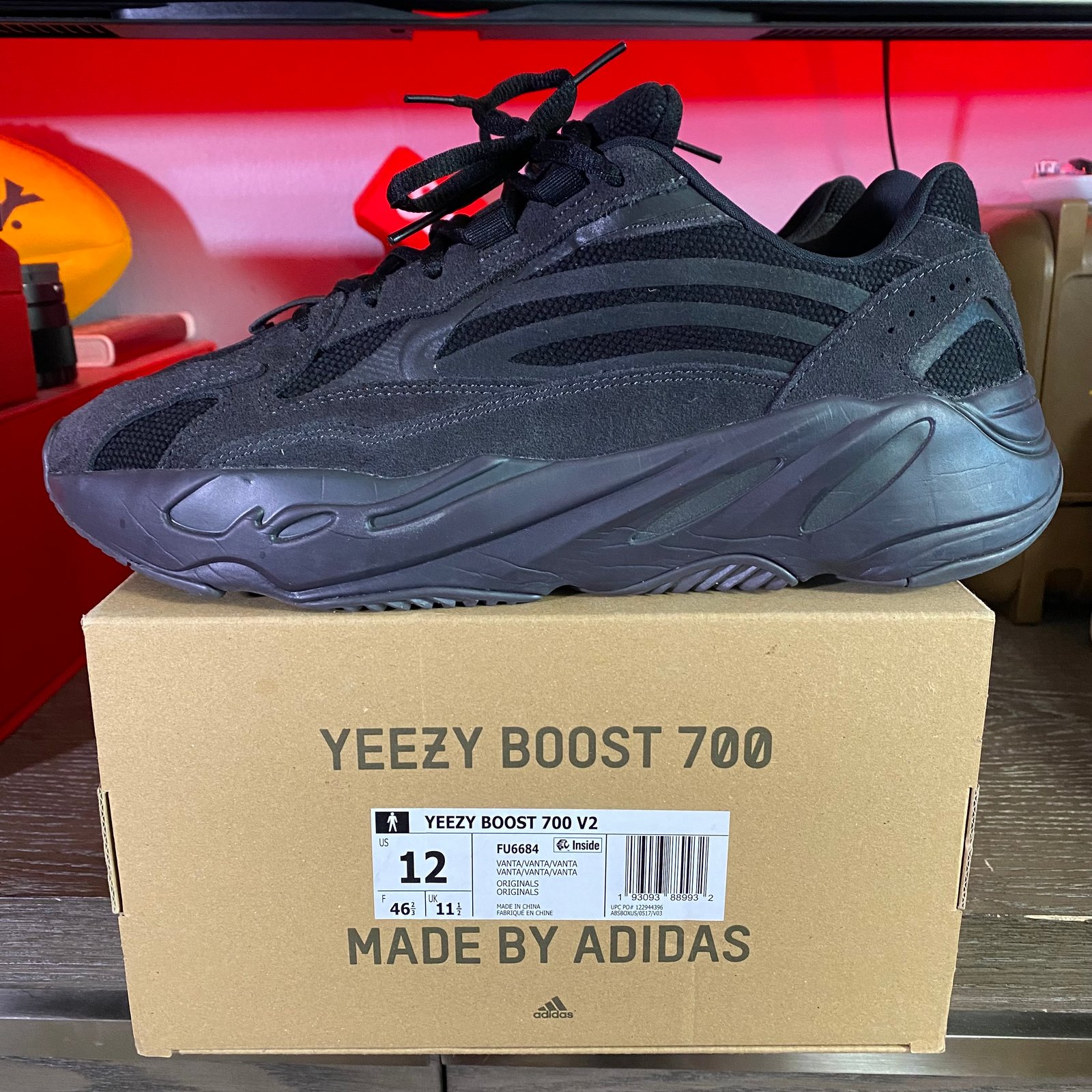 Adidas yeezy 700 v2 uk best sale