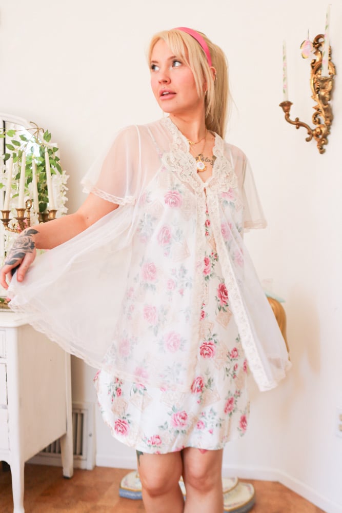 Image of Vintage 1970s Gilead See Through Bed Cape with Lace Details (Medium)