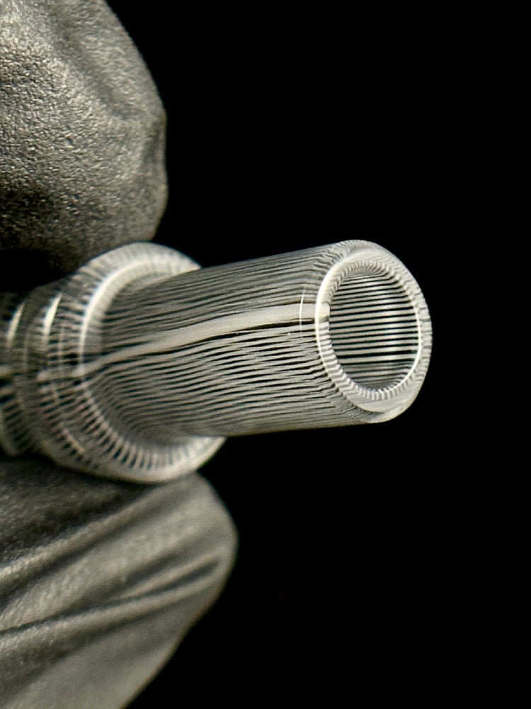 Image of Dok Glass Pivot Top - Black/White