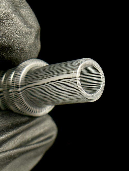 Image of Dok Glass Pivot Top - Black/White