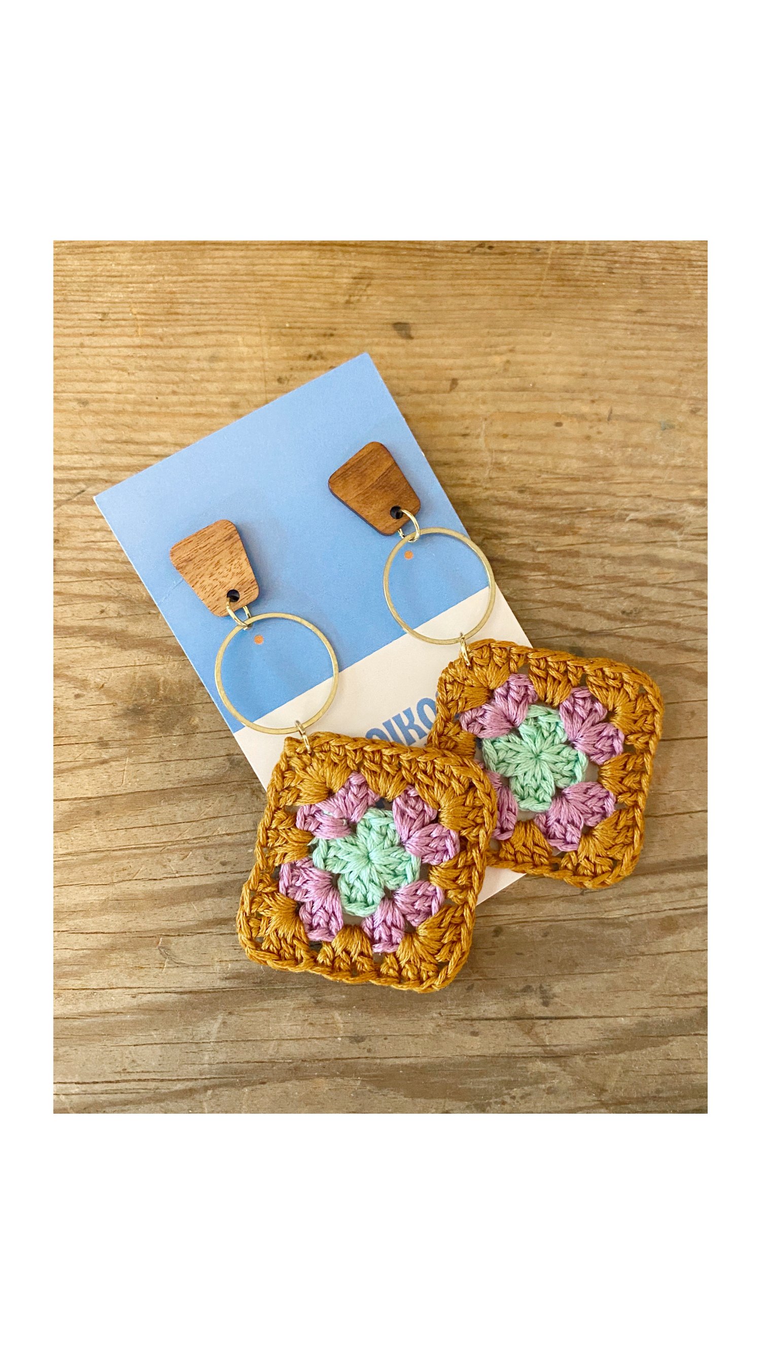 Image of Granny Square Earrings 