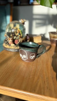 Image 4 of Skull mug 07