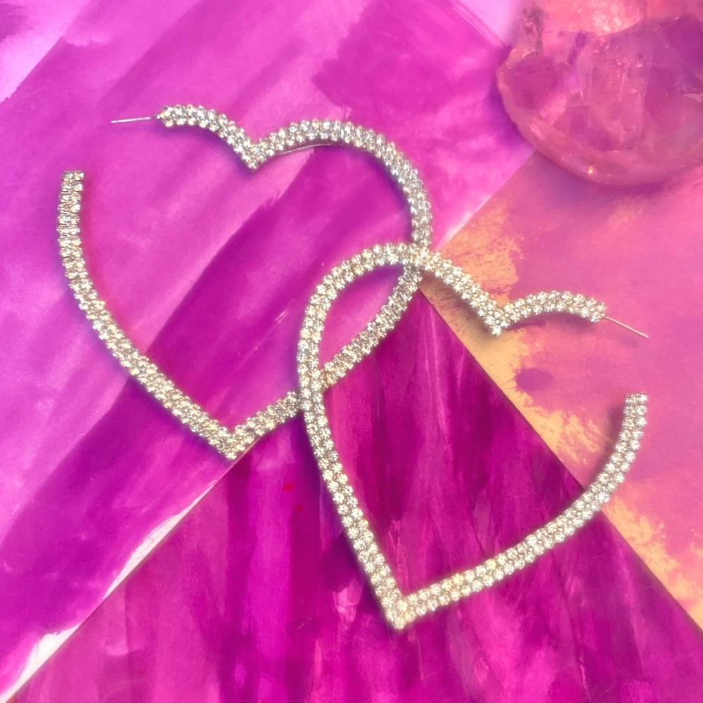 Image of HIGH GLAMOUR HEART HOOPS