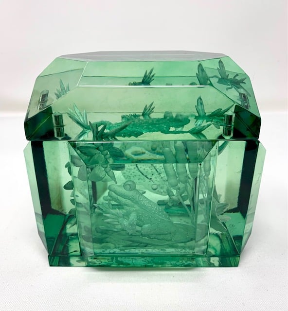 Image of Mini Victorian Lucite Box- Frogs