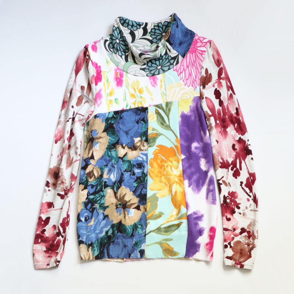 Image of patchwork superfloral 8/10 upcycled sweater sweaters longsleeve long sleeve courtneycourtney top