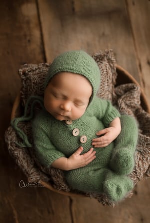 Image of Footed Romper and Bonnet Set - FERN