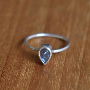 Image of Labradorite Moonstone pear cut classic silver ring