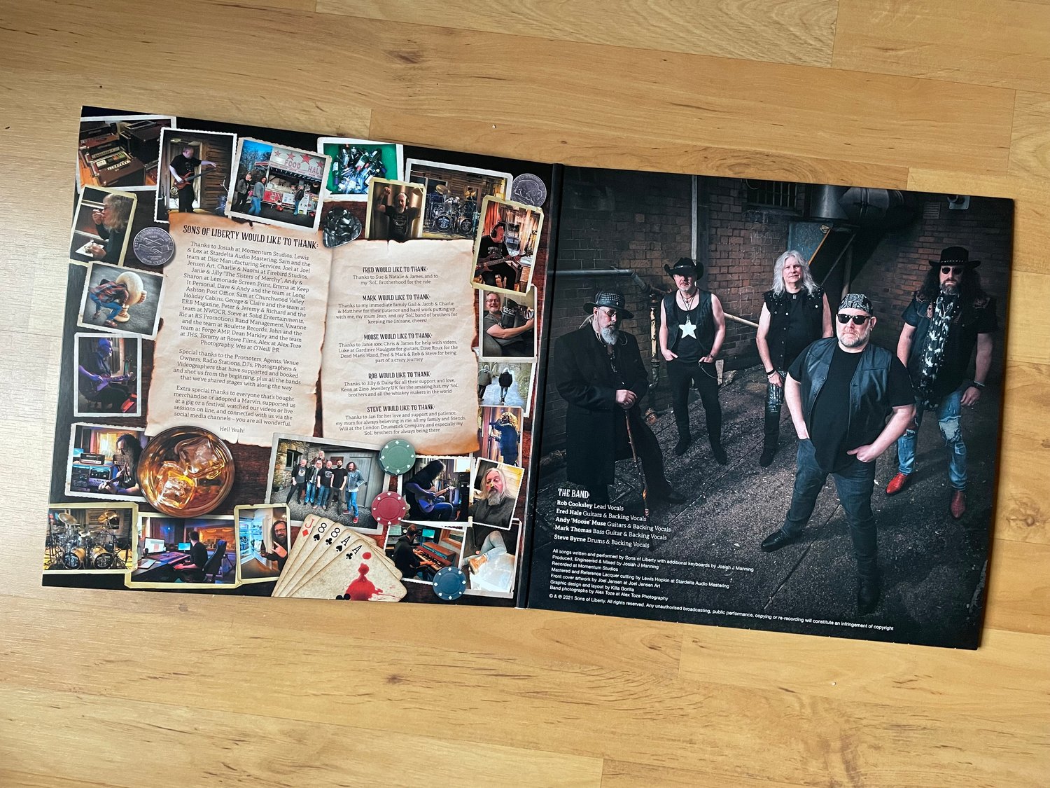 Image of Vinyl Album: Aces & Eights