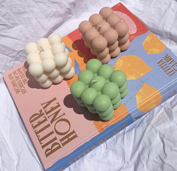 Image of Pastel bubble cube candle (lime)
