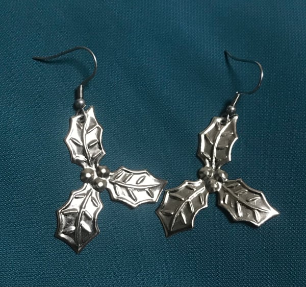 Image of Holly earrings 