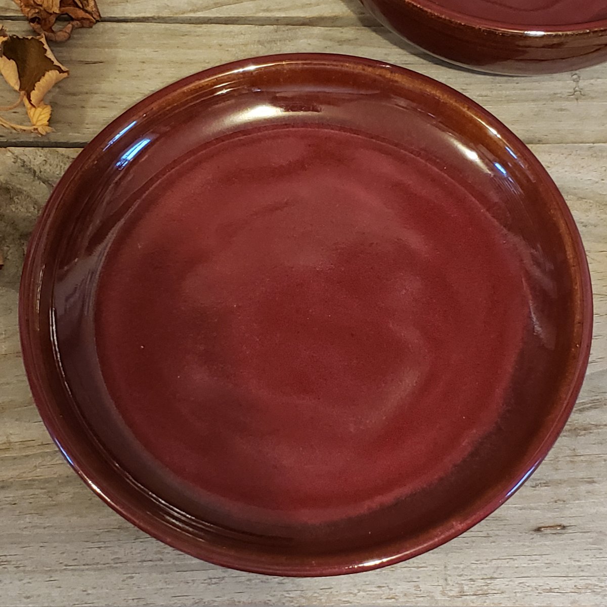 Image of 2-piece set - Shallow Bowl and Plate: Red Osier ( Red)