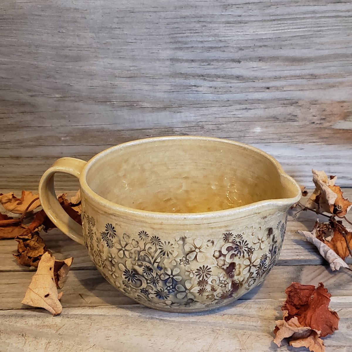 Image of Countertop-worthy Batter Bowl 3 cup: Mountain Flower Honey #1