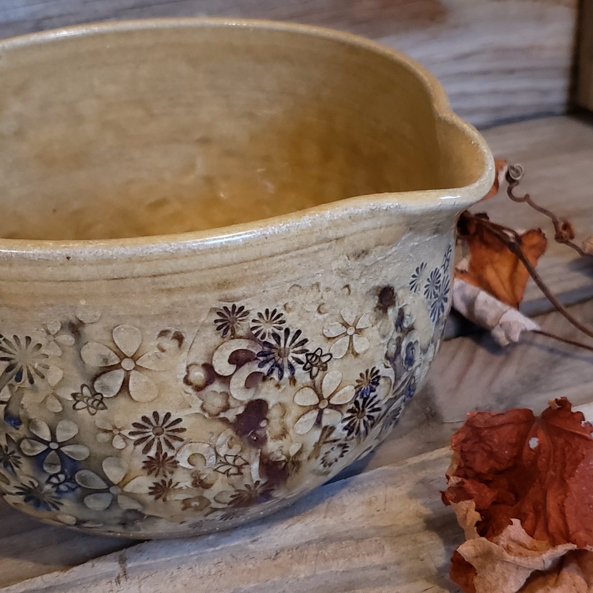 Image of Countertop-worthy Batter Bowl 3 cup: Mountain Flower Honey #1