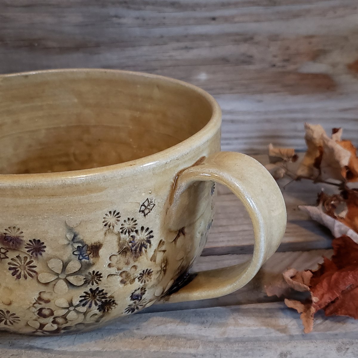 Image of Countertop-worthy Batter Bowl 3 cup: Mountain Flower Honey #2