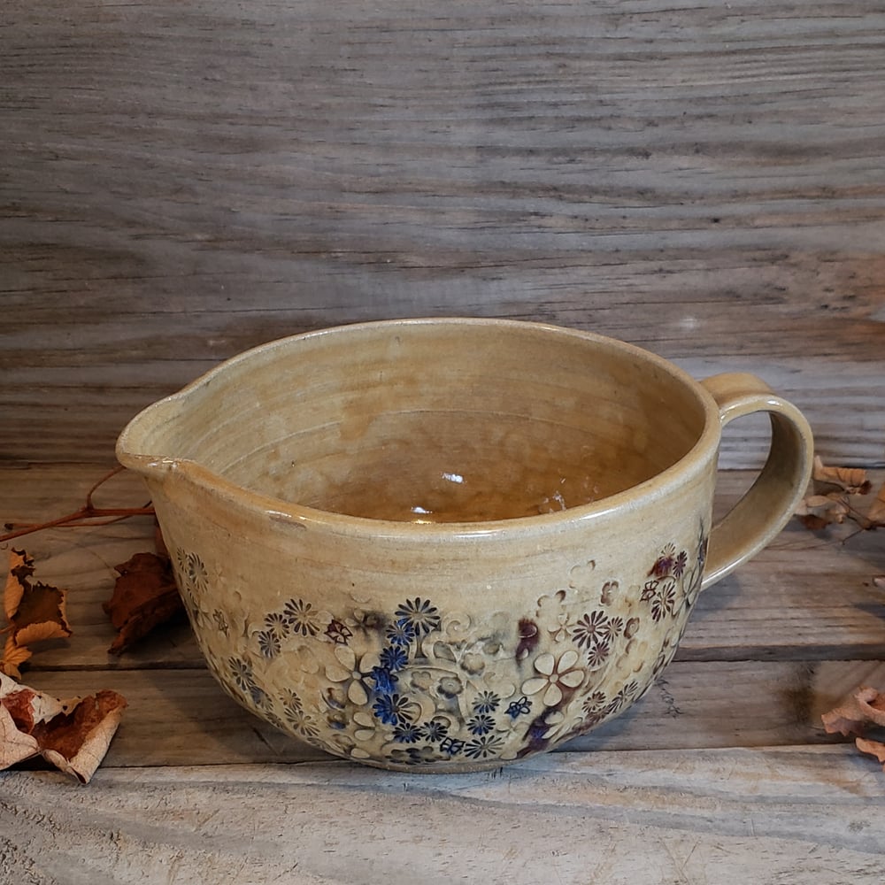 Image of Countertop-worthy Batter Bowl 3 cup: Mountain Flower Honey #2