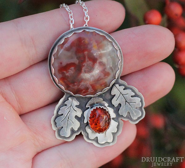 Image of Amber Oak Leaves Necklace