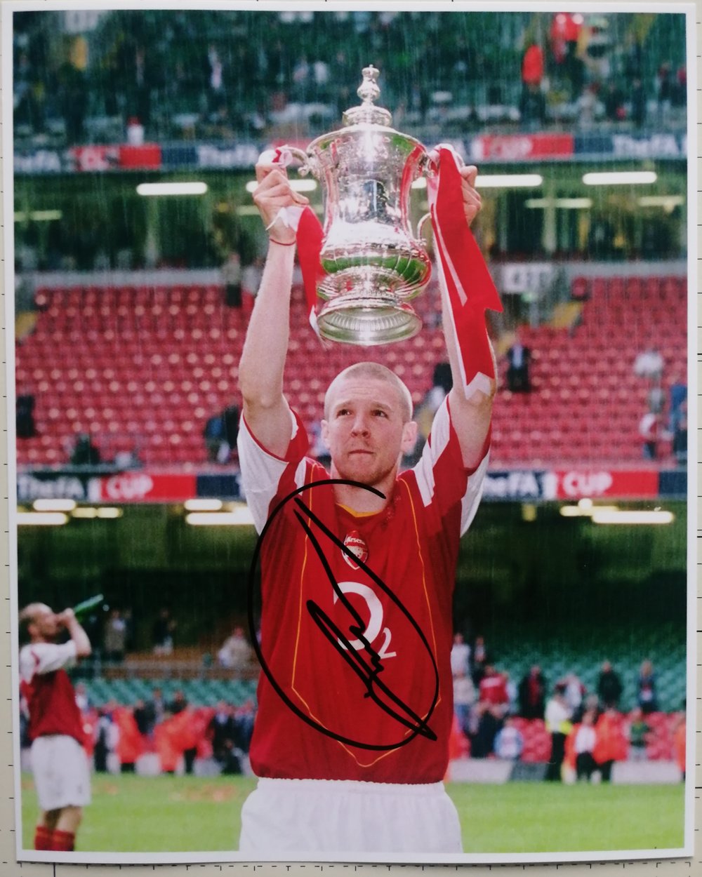 Arsenal Philippe Senderos Signed 10x8