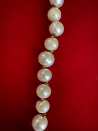 Image 4 of Potato Pearl Necklace on Leather