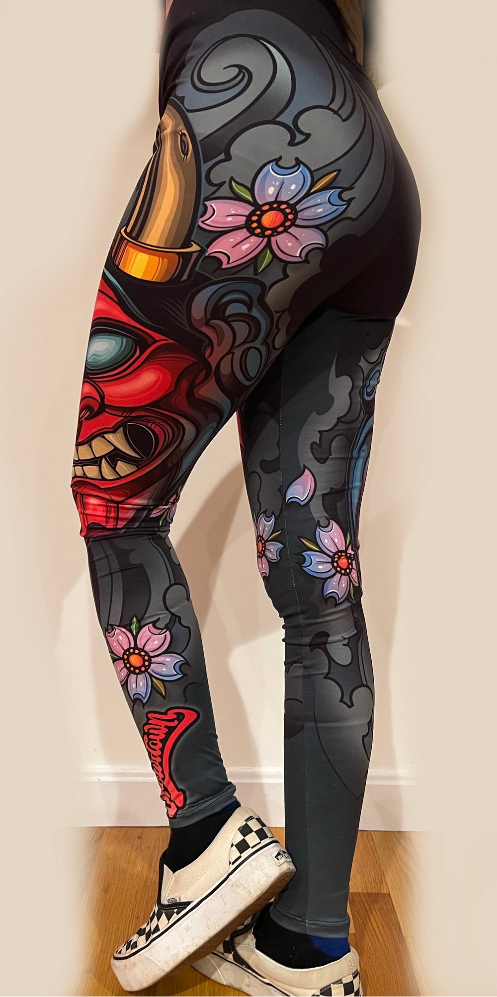 Hanya Mask Leggings 2021