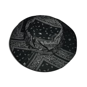 Image of JUMPER - PAISLEY BOONIE HAT