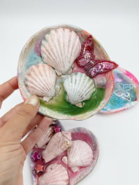Image 3 of Heart Shells