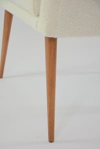 Image 4 of Coquille bouclette piètement bois